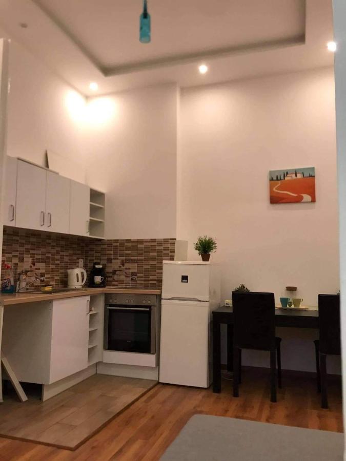 Akacfa Apartment-2 Br-Lovely Terrace-Old Jewish Quarter בודפשט מראה חיצוני תמונה