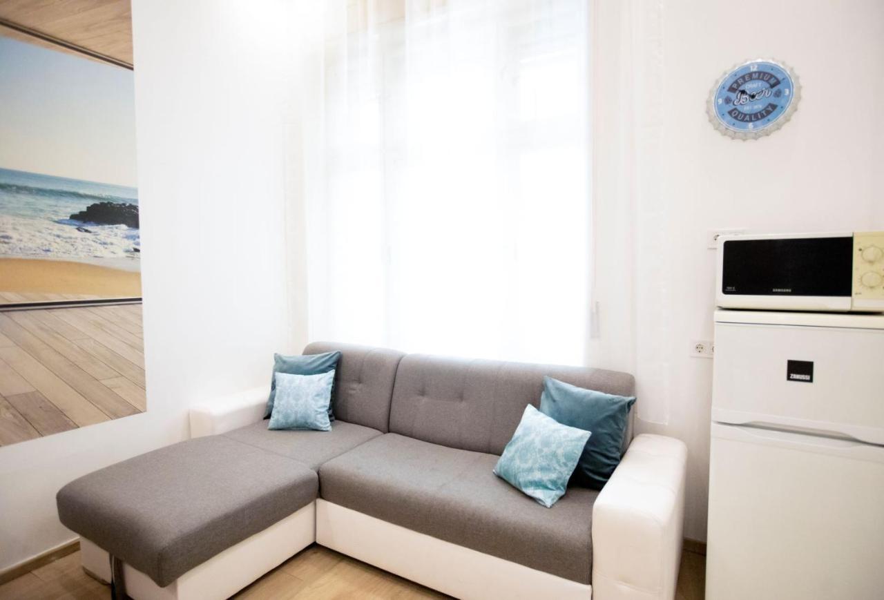 Akacfa Apartment-2 Br-Lovely Terrace-Old Jewish Quarter בודפשט מראה חיצוני תמונה